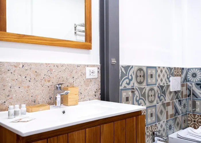 Stazione&politecnico Stylish With Netflix